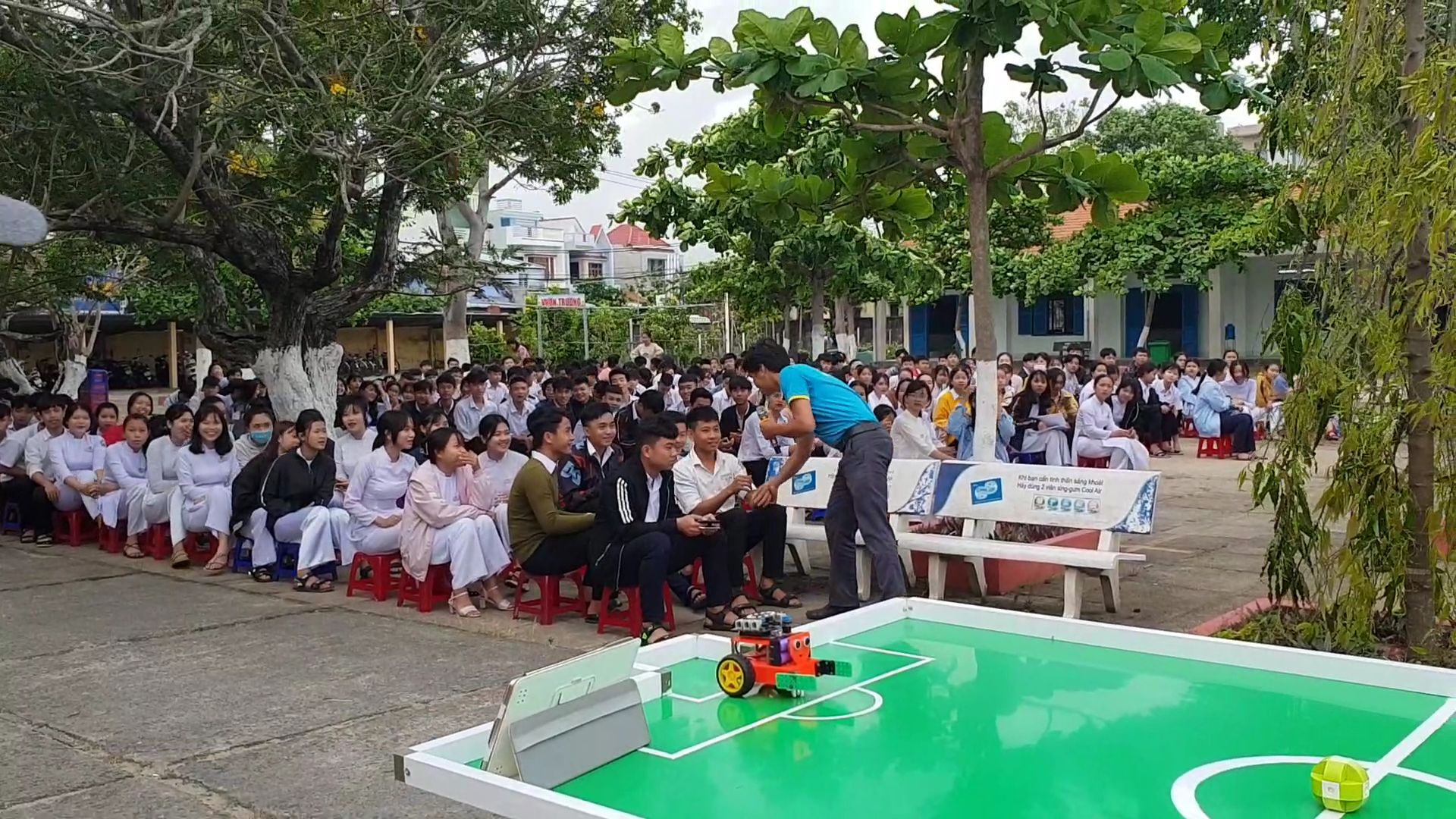 Tổ chức hỗ trợ đào tạo khởi nghiệp, hướng nghiệp và giáo dục STEAM cho học sinh trường THPT Nguyễn Trường Tộ