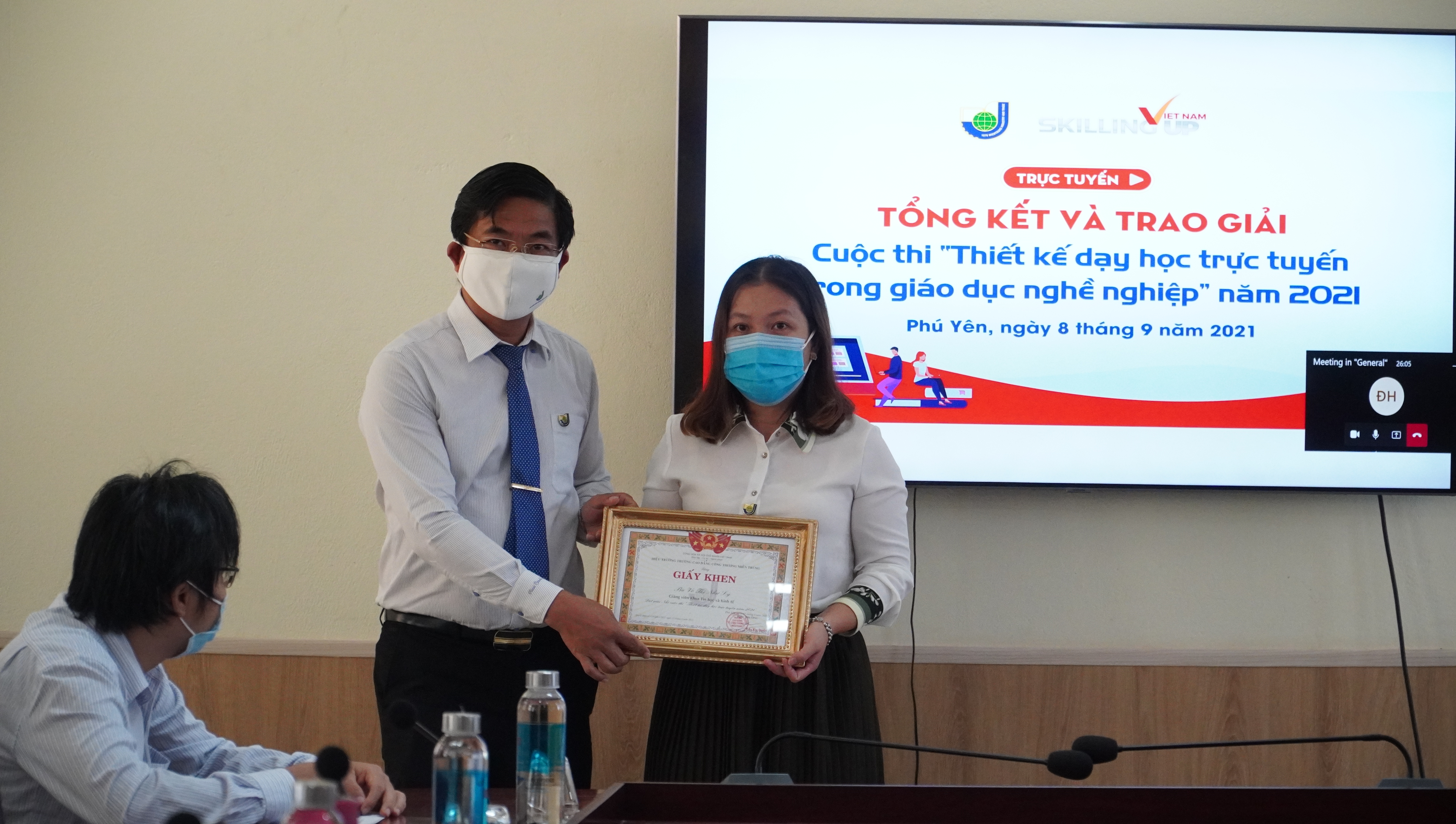 Cô Võ Thị Như Lý - Đạt giải nhì trong cuộc thi lần này