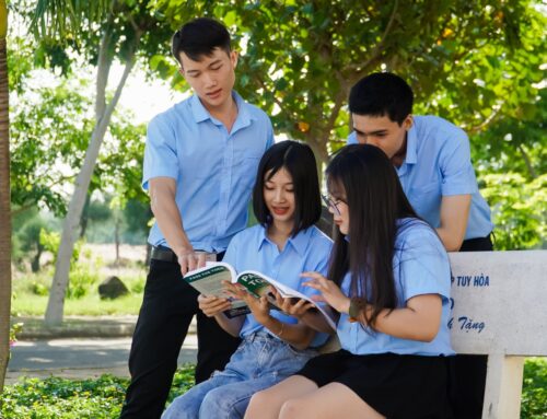 TRIỂN KHAI MÔ HÌNH “SINH VIÊN 5 TỐT” HỖ TRỢ 1 ĐẾN 2 SINH VIÊN PHẤN ĐẤU ĐẠT DANH HIỆU SINH VIÊN 5 TỐT” TẠI TRƯỜNG CAO ĐẲNG CÔNG THƯƠNG MIỀN TRUNG