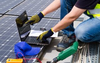 Ngành Lắp đặt và bảo trì hệ thống năng lượng tái tạo - Bậc trung cấp