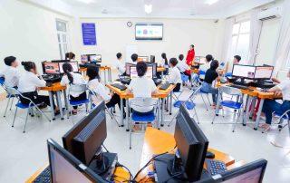 Học sinh lớp 12 tất bật ‘chạy nước rút’ ôn thi tốt nghiệp 2025 ngay trong kỳ nghỉ Tết