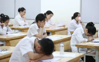 Cảnh báo nguy cơ trượt tốt nghiệp Học sinh lớp 12 đừng chủ quan