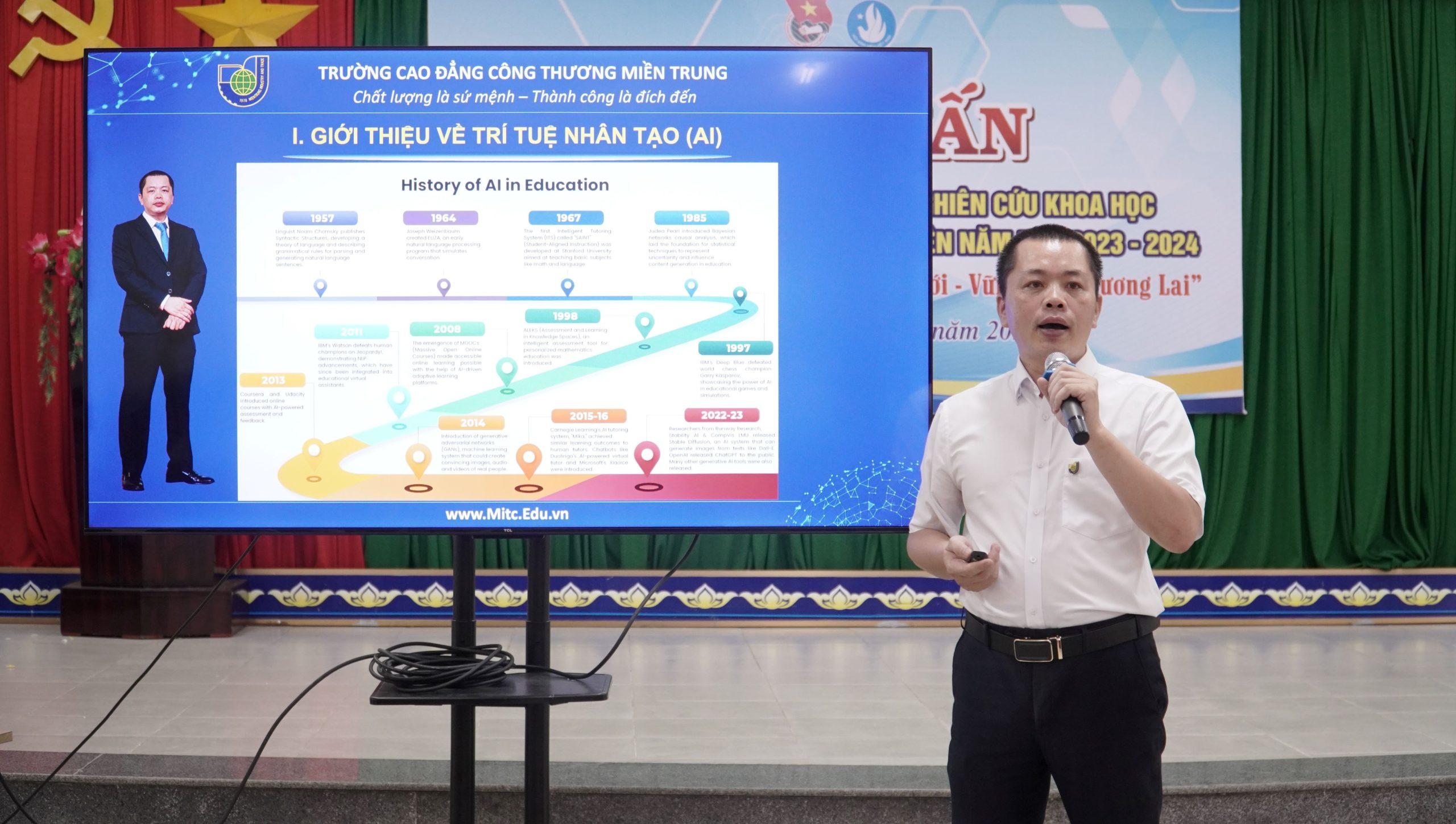 Đẩy mạnh chuyển đổi số trong công tác quản lý và đào tạo tại Trường Cao đẳng Công Thương miền Trung