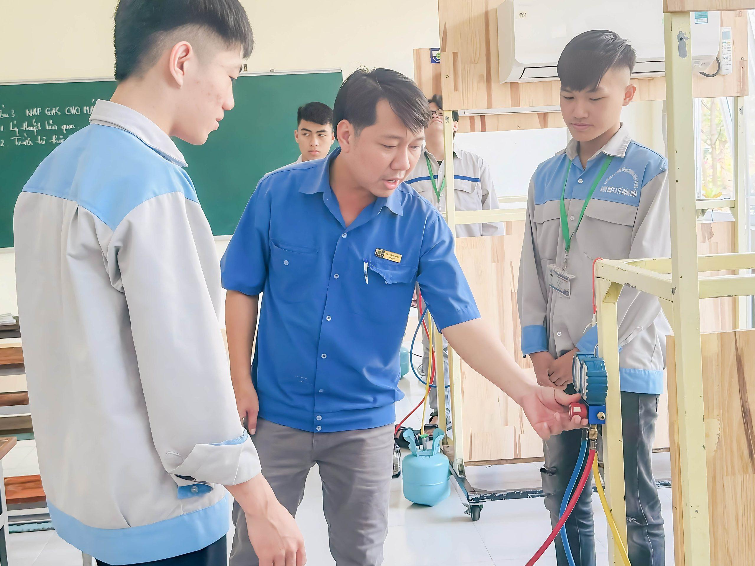 MITC xây dựng đội ngũ nhà giáo hạt nhân vững chuyên môn 2