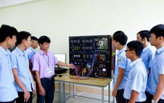 Ngành Điện công nghiệp tại Trường Cao đẳng Công Thương miền Trung – Nghề học dễ xin việc, đảm bảo thu nhập tốt 3