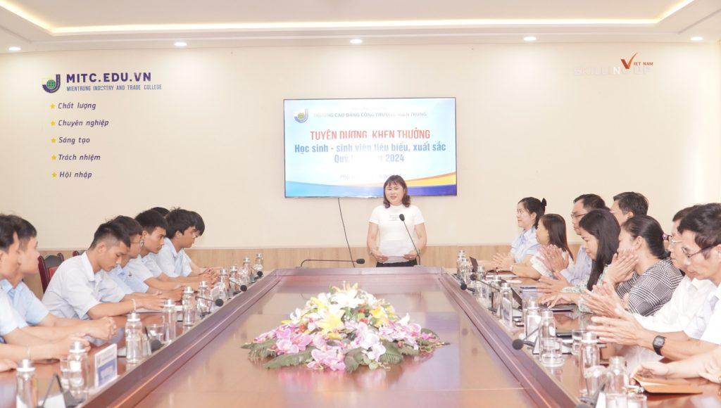 Phụ huynh an tâm khi con học tại Cao đẳng Công Thương miền Trung