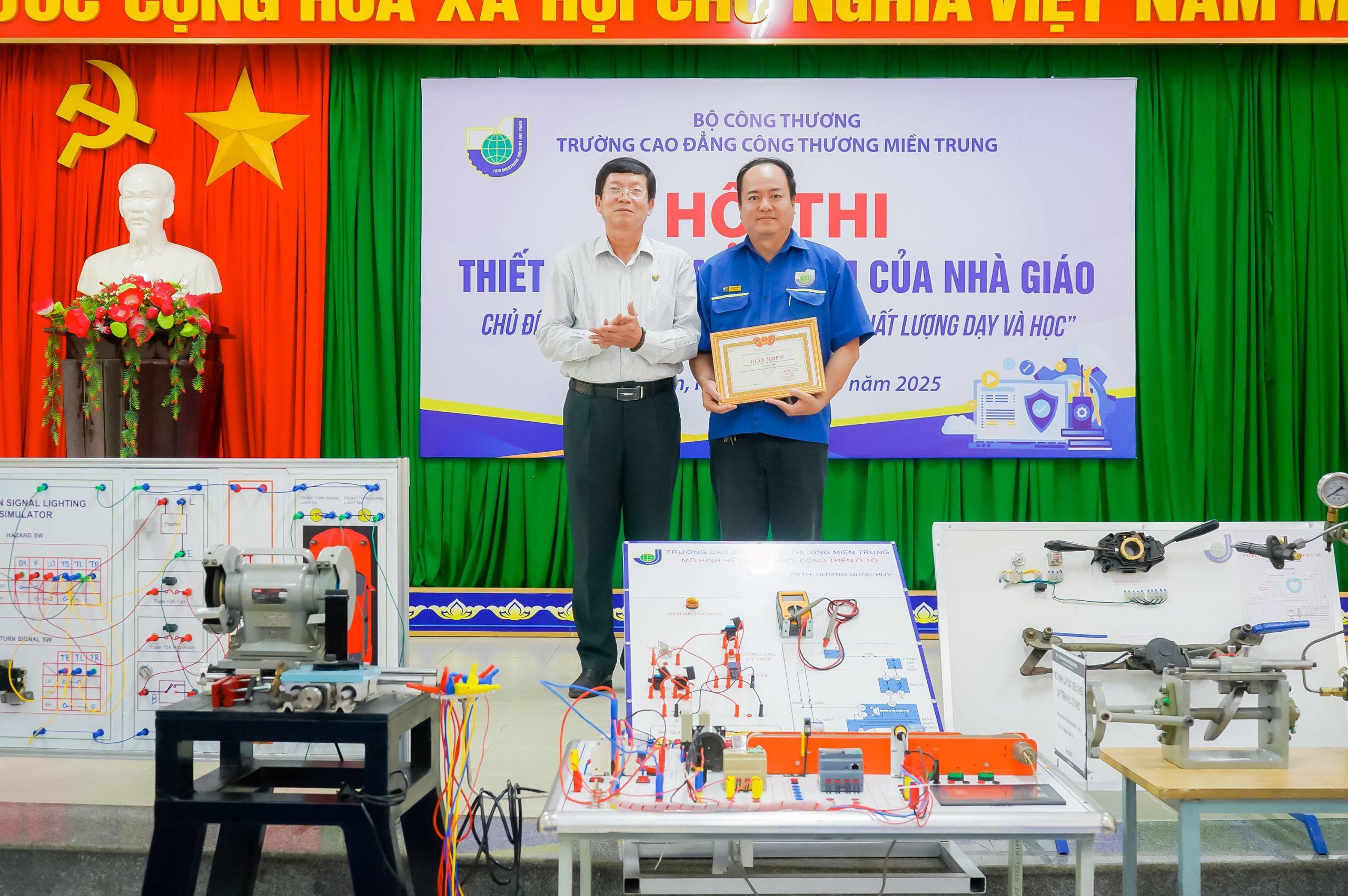 Sáng tạo bứt phá – MITC vinh danh các mô hình xuất sắc tại Hội thi thiết bị đào tạo tự làm 2025 8