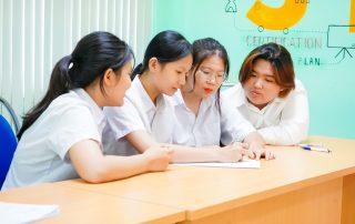 Sinh viên MITC hứng khởi tham gia chương trình đào tạo Kỹ năng tư duy sáng tạo 2