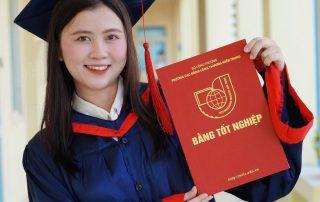 Lê Thị Anh Thư - Tân cử nhân tốt nghiệp loại xuất sắc của MITC 1