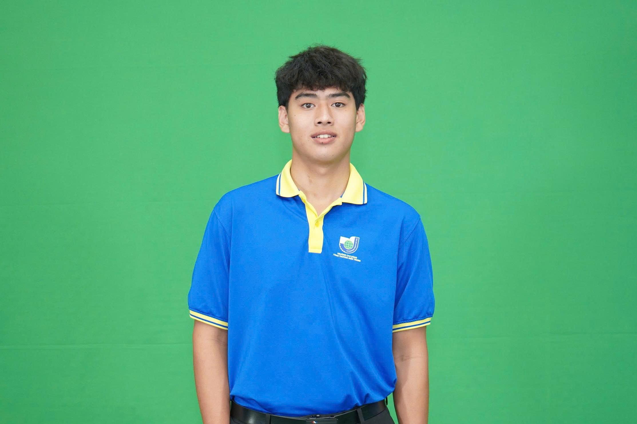 Sinh viên Phan Nguyễn Thế Danh Hành trình trưởng thành qua kỳ thực tập tại Công ty TNHH Điện tử Canon Việt Nam 