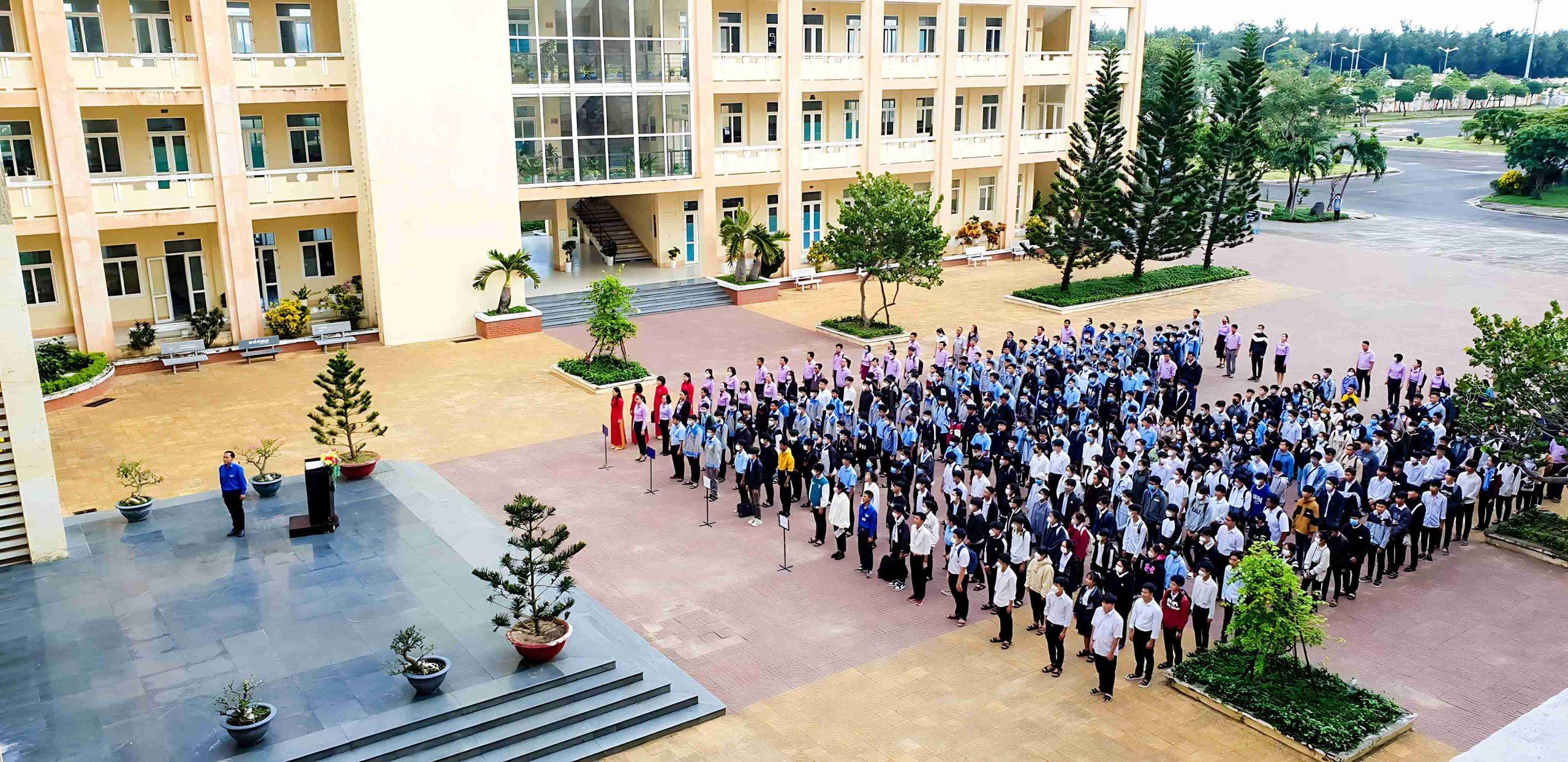 Lòng yêu nước bắt đầu từ đâu