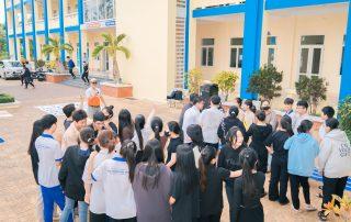 Ngành học 2026 Vì sao sinh viên ra trường khó xin việc dù doanh nghiệp thiếu nhân lực