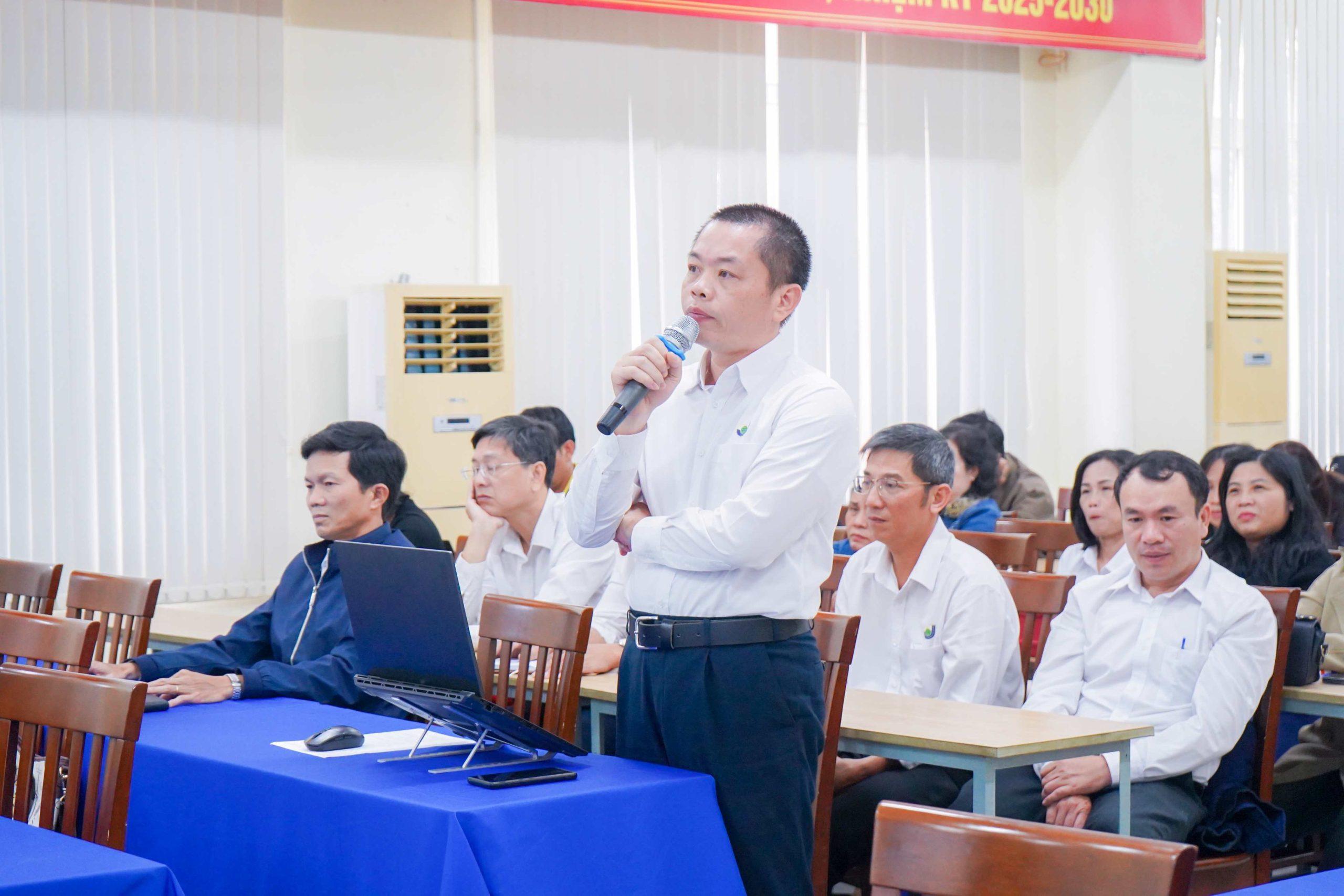 Tổ chức Hội nghị tổng kết công tác tuyển sinh năm 2025 và phương hướng tuyển sinh 2026 3 2