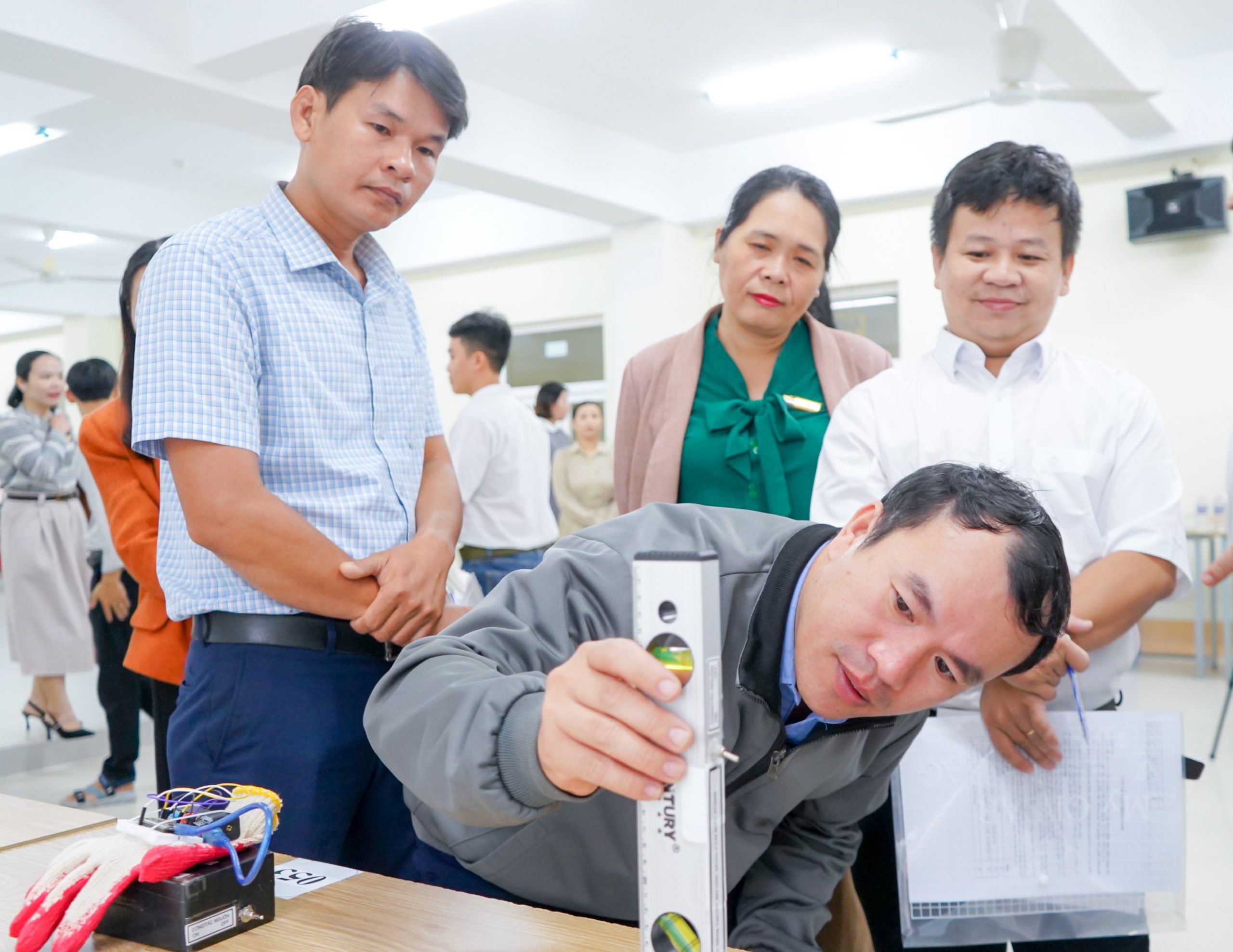 Sinh viên MITC đón đầu kỷ nguyên số Khi STEAM và sáng tạo là vũ khí chuyển mình 1