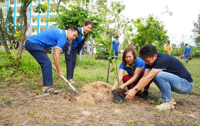 Trường Cao đẳng Công Thương miền Trung phát động Tết trồng cây Xuân Bính Ngọ 2026 7