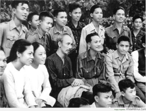 Mẩu chuyện về Bác Hồ: Trích thư của Bác Hồ gửi các bạn Thanh niên nhân Hội nghị Thanh niên Việt Nam ngày 17/8/1947