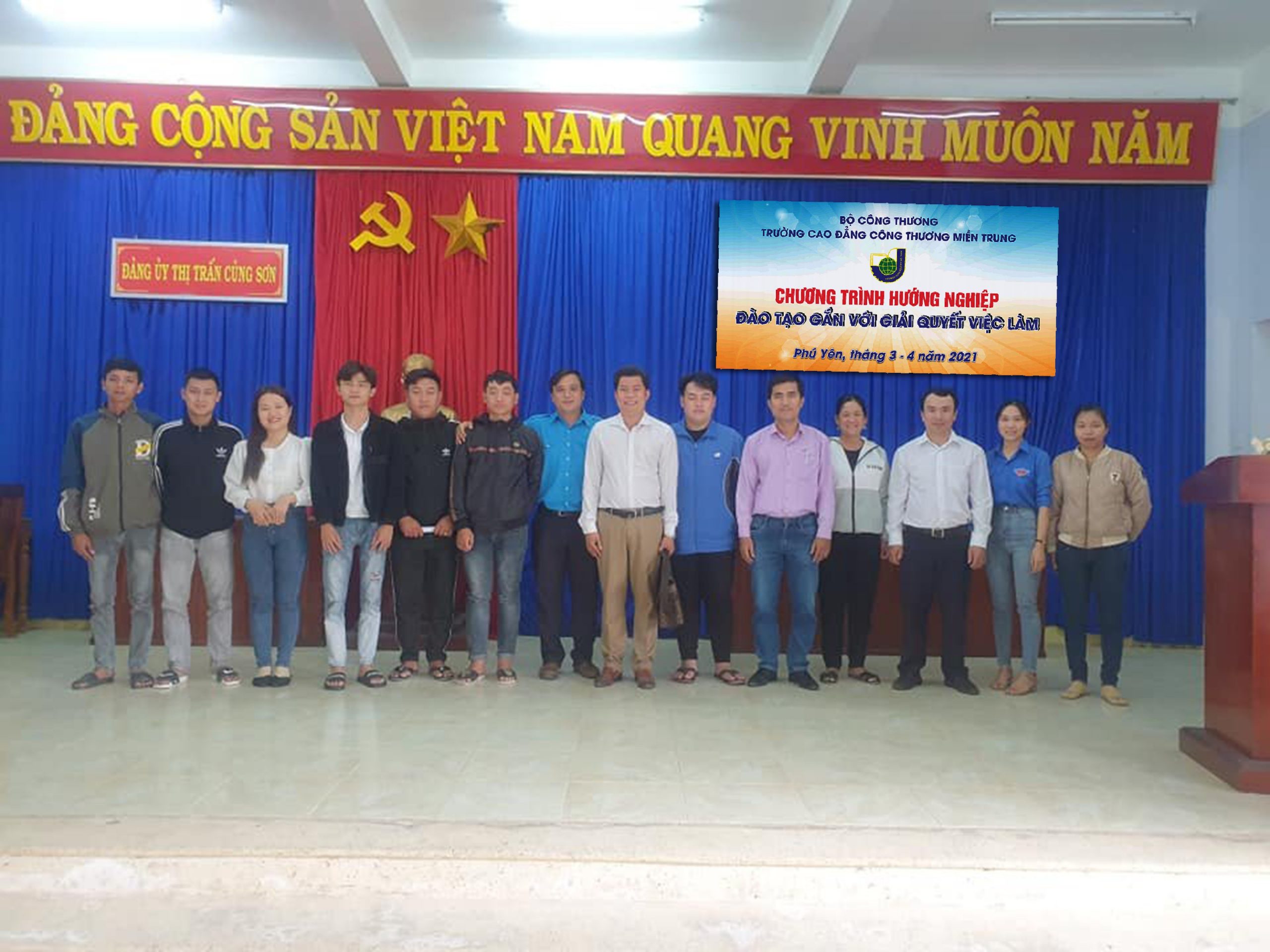 tư vấn hướng nghiệp đào tạo gắn với giải quyết việc làm cho thanh niên Huyện Sơn Hòa