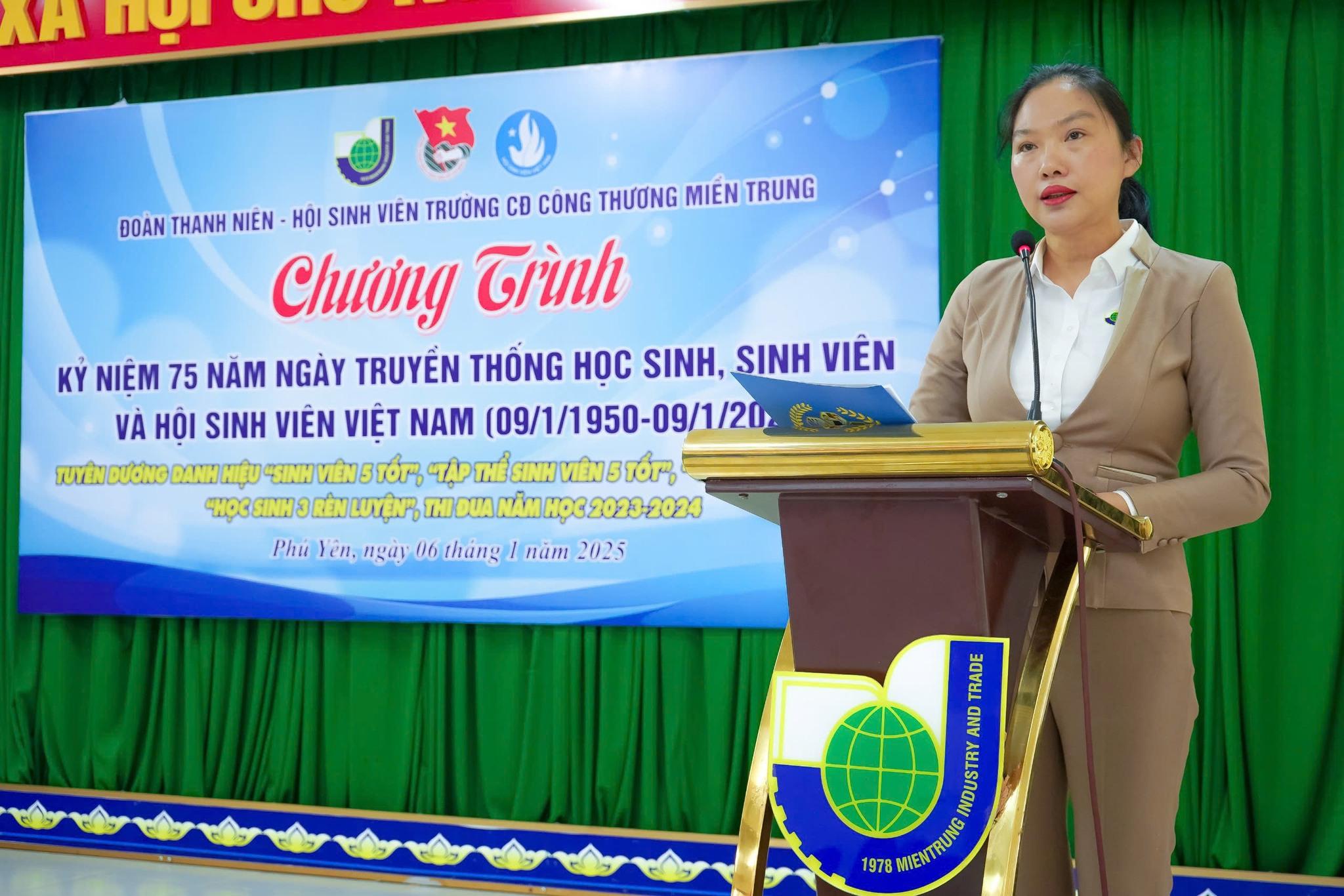 Kỷ niệm 75 năm Ngày truyền thống học sinh sinh viên