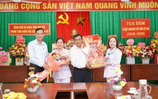 Trường Cao đẳng Công Thương miền Trung tổ chức thăm hỏi và chúc mừng nhân dịp kỷ niệm 70 năm ngày Thầy thuốc Việt Nam 1