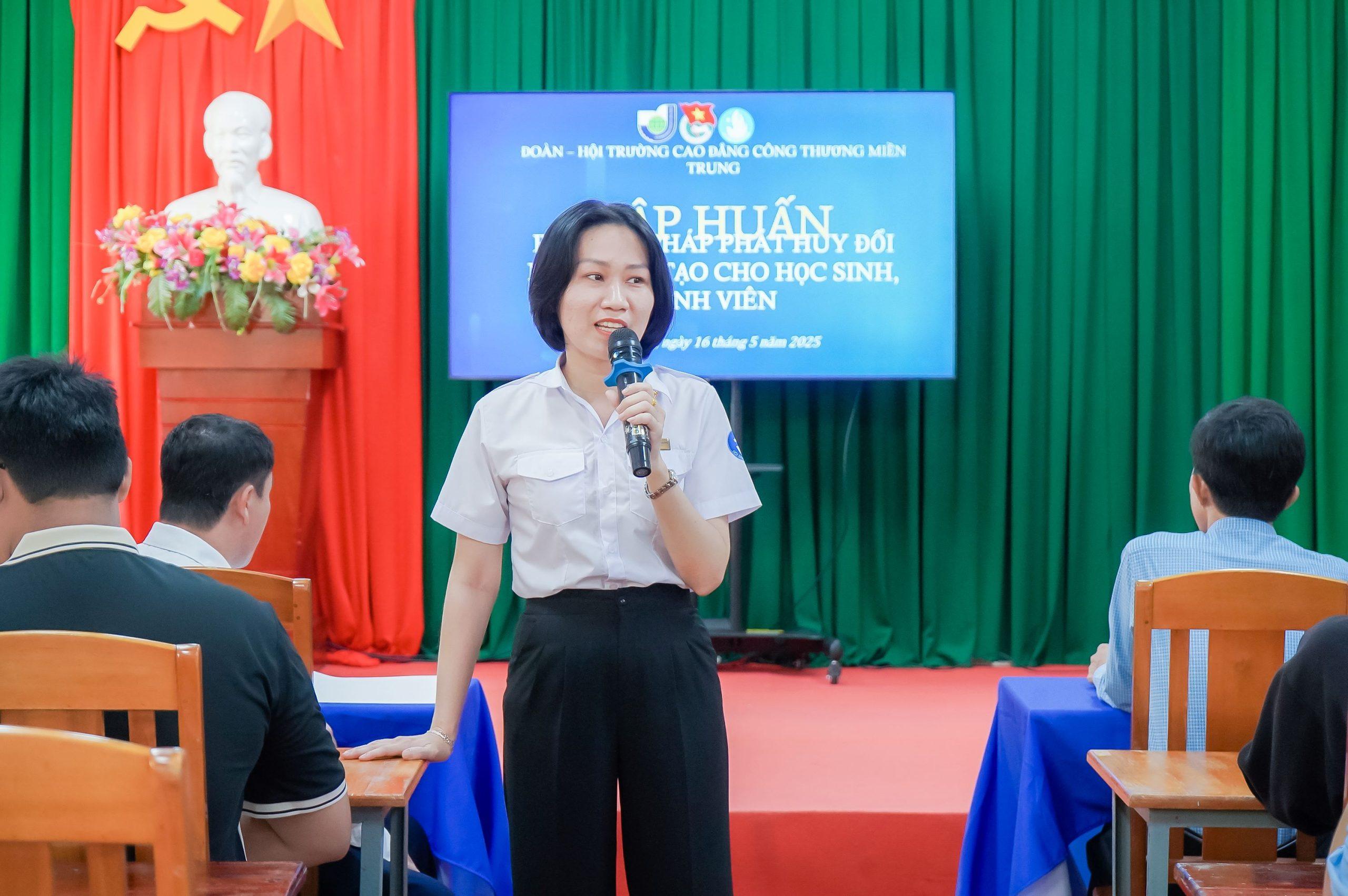 MITC tổ chức tập huấn nâng cao chất lượng NCKH trong HSSV nhân Ngày Khoa học và Công nghệ Việt Nam 18-5 5