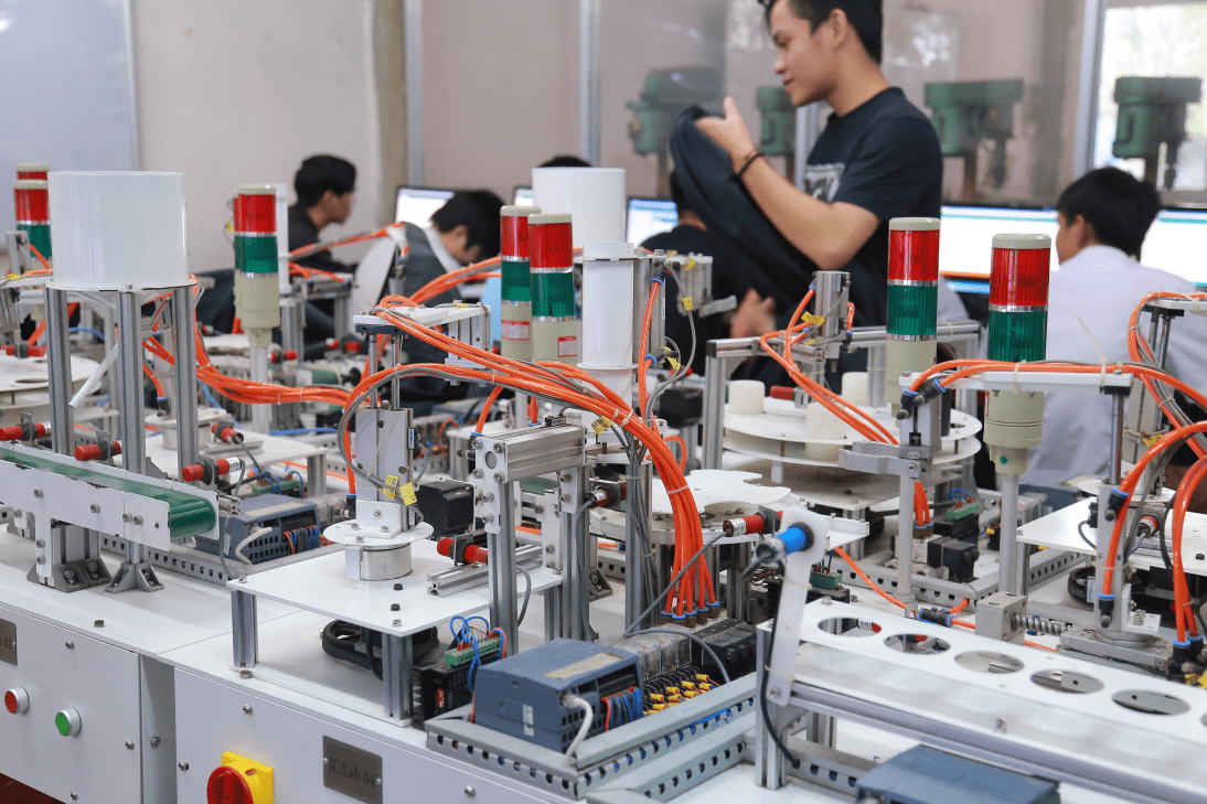 Ngành Công nghệ kỹ thuật Cơ điện tử – Nghề của thời đại công nghiệp 4.0 2