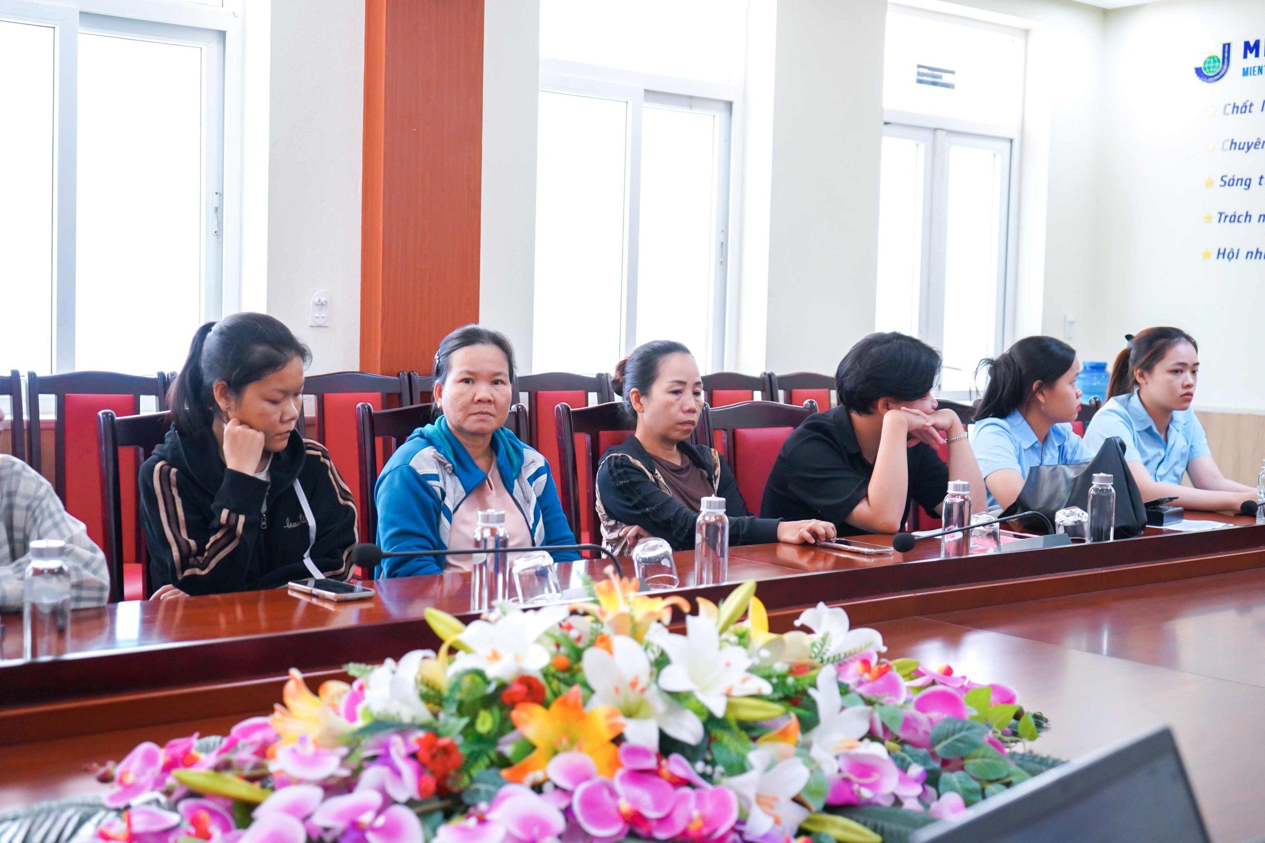 Chương trình tập huấn trước kỳ thực tập cũng được sự quan tâm sát sao của phụ huynh 15 sinh viên MITC hứng khởi trước kỳ thực tập tại Nha Trang Marriott Resort & Spa 4