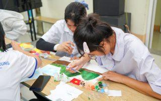 Chương trình chào mừng Ngày Phụ nữ Việt Nam 20.10 dành cho sinh viên nữ MITC 4