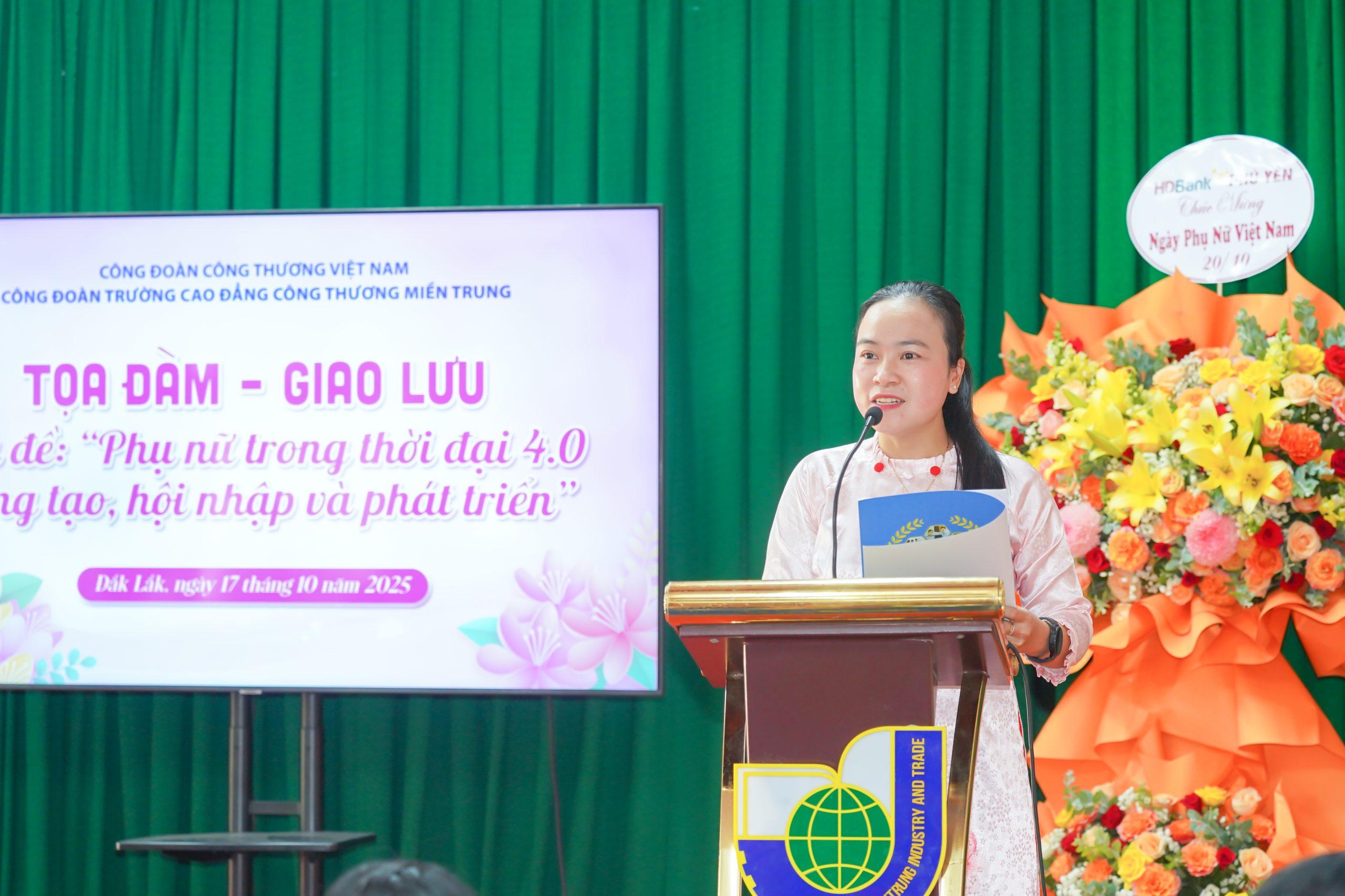 Đồng chí Nguyễn Thị Khánh Thùy – Trưởng Ban Nữ công đã trình bày báo cáo nhanh kết quả hoạt động nữ công năm 2025 Phụ nữ trong thời đại 4.0 – Sáng tạo, hội nhập và phát triển 3