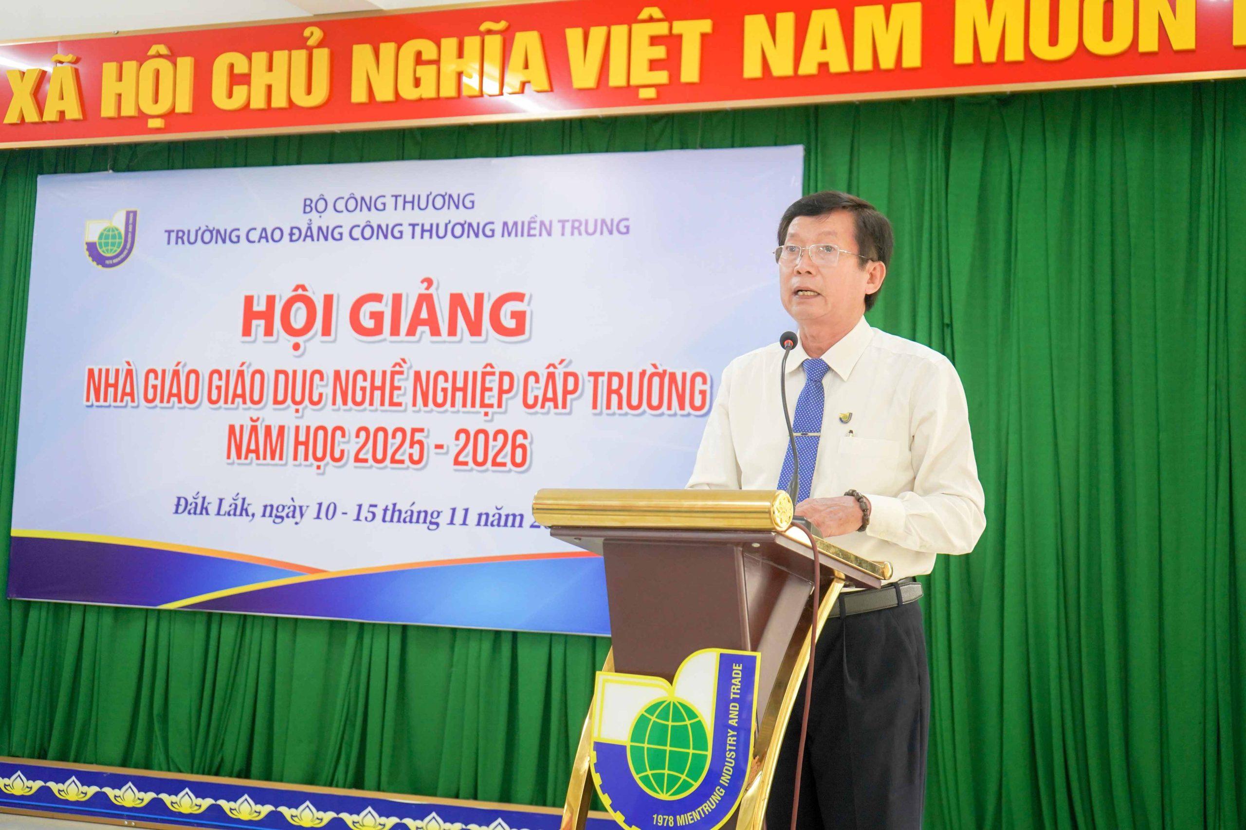 Khai mạc Hội giảng Nhà giáo giáo dục nghề nghiệp cấp trường năm 2025 3