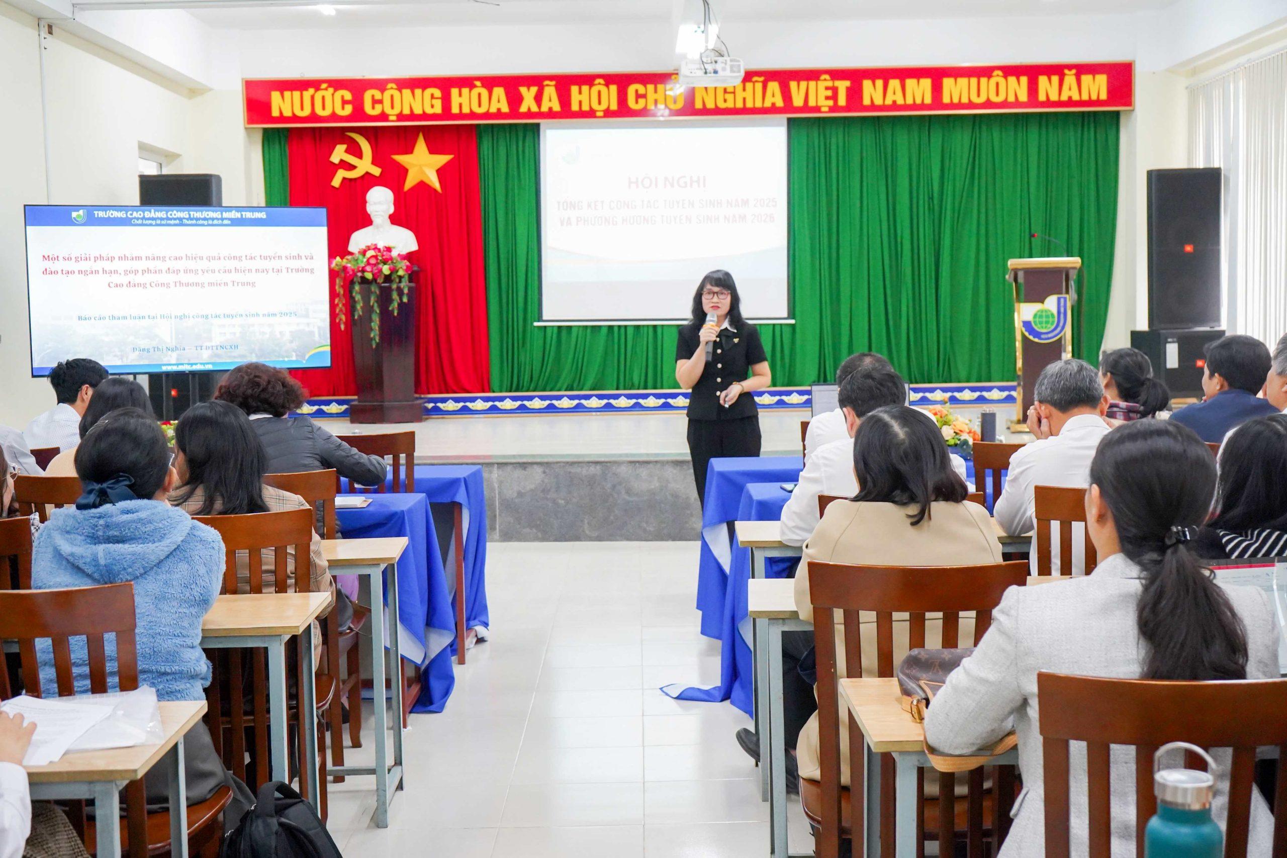 Tổ chức Hội nghị tổng kết công tác tuyển sinh năm 2025 và phương hướng tuyển sinh 2026 4