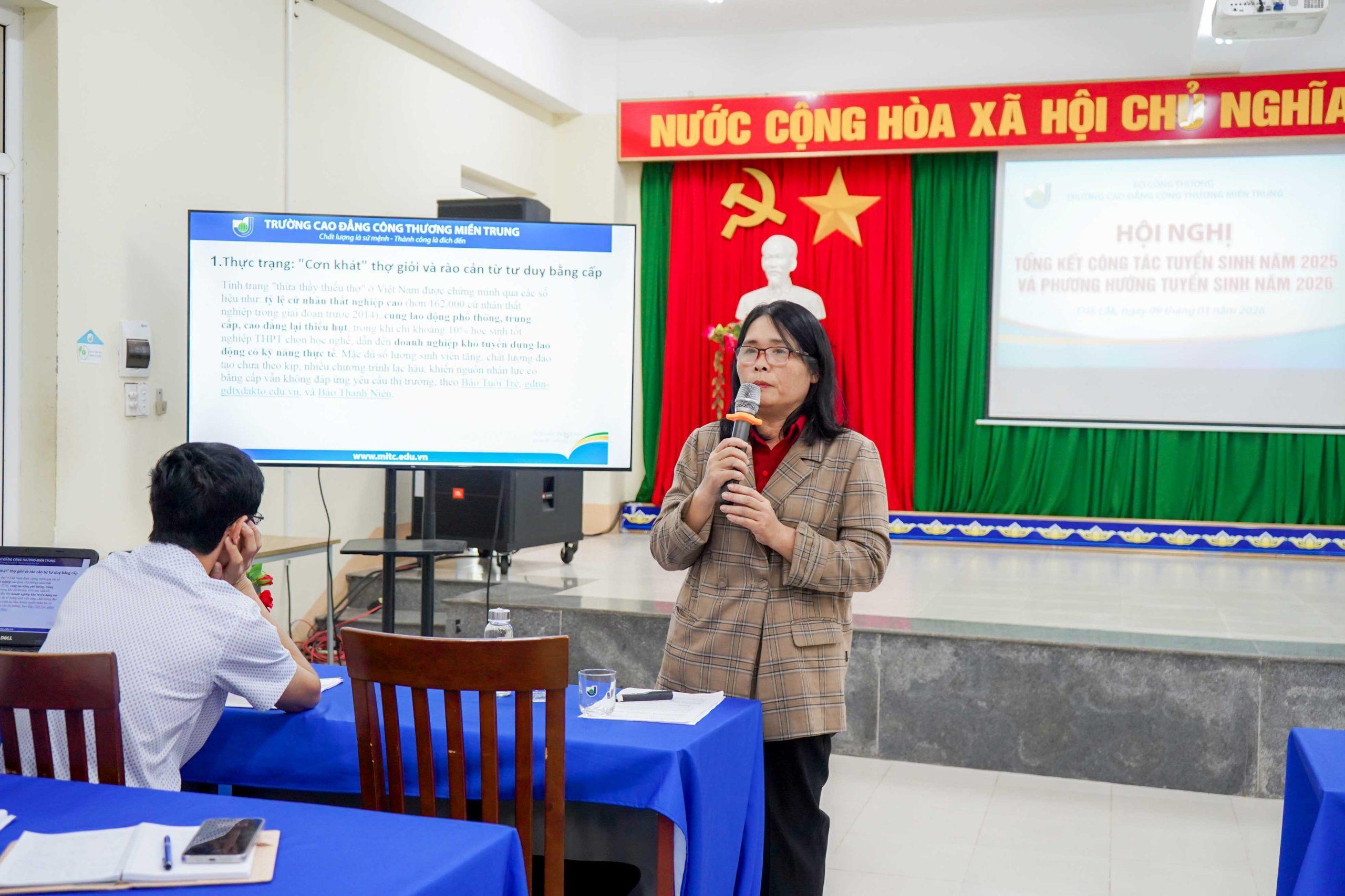 Tổ chức Hội nghị tổng kết công tác tuyển sinh năm 2025 và phương hướng tuyển sinh 2026 5