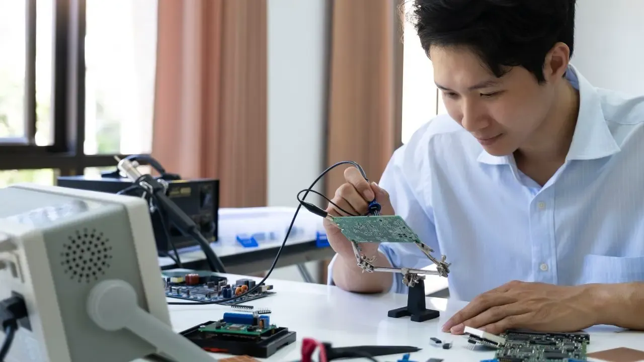 Ngành Cơ điện tử là gì Ngành học kỹ thuật ứng dụng cao, nhiều cơ hội việc làm