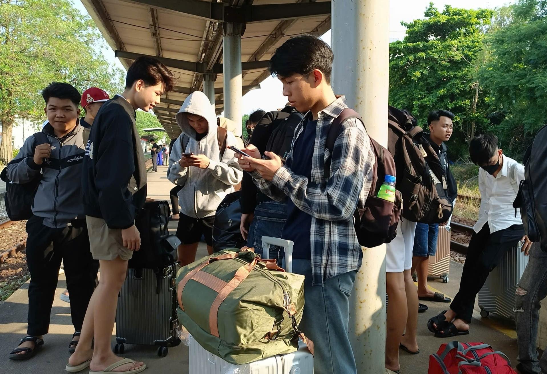 Sinh viên ngành Điện công nghiệp MITC bắt đầu kỳ thực tập tại doanh nghiệp 1